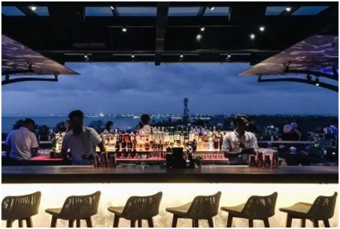 Above Eleven Bali Rooftop Bar & Restaurant