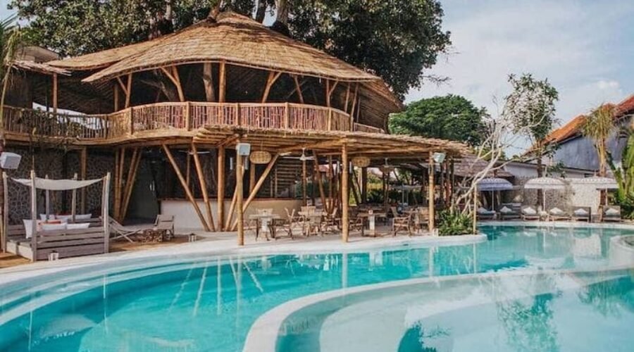 Beach Club in Sanur: The Best Beach Clubs in Bali – Relax, Dine & Unwind